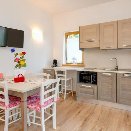 Agriturismo La Casina Di Nonno Bigi Farm stay *