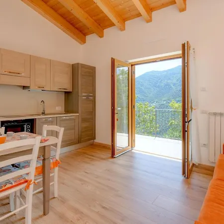 Agriturismo La Casina Di Nonno Bigi Farm stay Tremosine